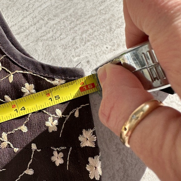 Dolce & Gabbana Brown & White 90s dizzy floral embroidered pencil Midi dress - Picture 10 of 11